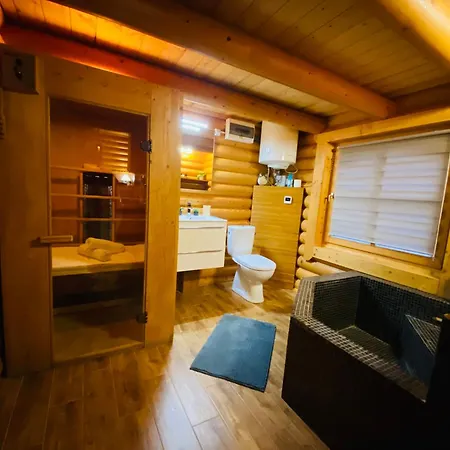 Holiday home Roenk Vendeghaz *